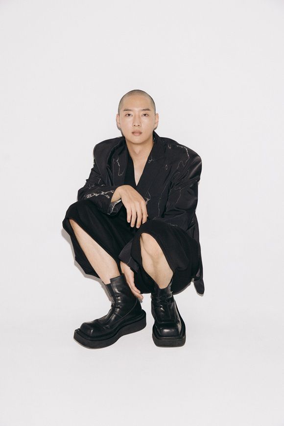 배우 강영석이 <더팩트>와의 인터뷰를 통해 "한계를 두지 않고 어떤 역할이든 할 수 있는 최선을 다하고 싶다"고 밝혔다. /㈜쇼박스