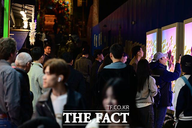 3주기 맞은 이태원 참사. '10·29 기억과 안전의 길'을 찾은 추모객들의 모습.