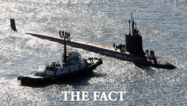 현재 공식적으로 핵 추진 잠수함을 건조하고 운용하는 국가는 핵무기를 보유한 미국, 러시아, 중국, 영국, 프랑스, 인도 등 6개국이다. 사진은 미국 해군 핵 추진 잠수함 '미주리함'(SSN-780)이 지난 2023년 12월 17일 오전 부산 남구 해군작전사령부 부산기지에 입항하는 모습. /뉴시스