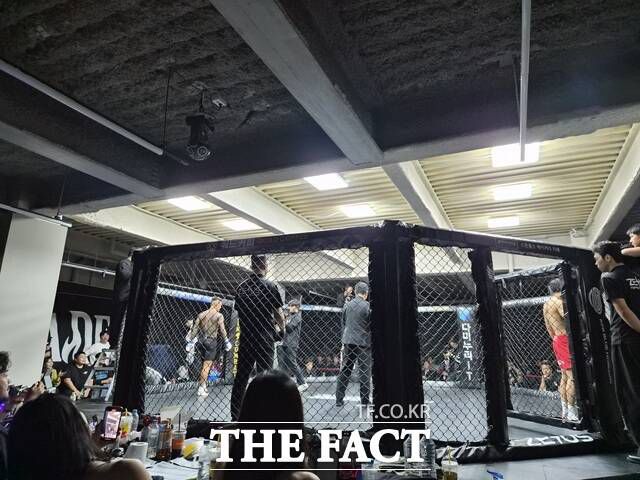 15일 '오승혁의 '현장'은 국내 MMA 시장에서 새로운 스타 탄생에 집중하고 있는 제우스FC의 경기를 찾았다. /충북 청주=오승혁 기자