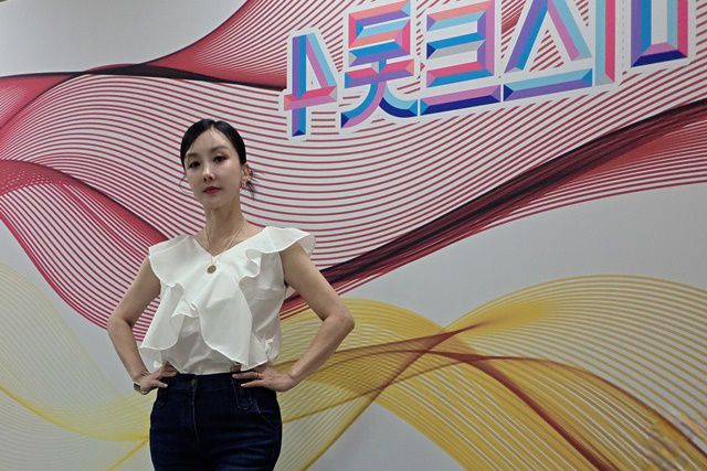 배우 이현경이 도전한 '미스트롯4' 오디션 현장에는 연예계 실력자, 트로트 팬, 일반 지원자 등 다양한 배경의 참가자들이 모인 것으로 알려졌고, 방송 전부터 대중의 기대감이 높아지고 있다. /이현경 SNS