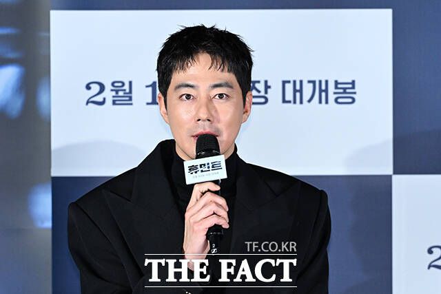 조인성은 "서로를 잘 알다 보니까 어떠한 것을 원하는지 빨리 알 수 있었던 것 같다"고 류승완 감독과 세 번째 호흡을 맞춘 소감을 전했다. /서예원 기자