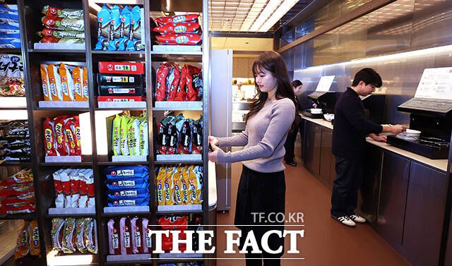 다양한 라면을 골라서 입맛에 맞게 조리 가능!