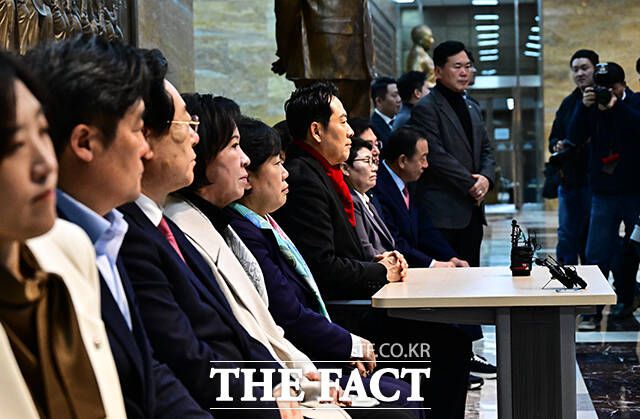 당 일각에서는 이번 단식이 한 전 대표 징계 이슈를 덮는 국면 전환 효과를 가져올 수 있다는 분석도 나온다. /배정한 기자