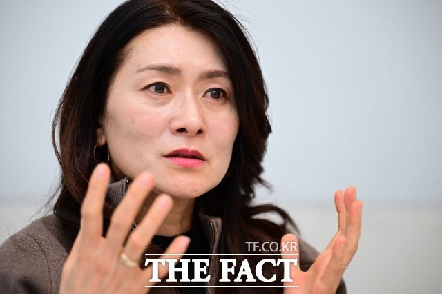 박향수 Free2move 공동대표는 "현재 북한을 떠올리면 감시와 통제 사회라는 이미지가 가장 먼저 떠오른다"고 말했다. 사진은 지난 12일 박 대표가 경기 고양시의 한 모처에서 더팩트와 인터뷰를 하고 있는 모습이다. /남윤호 기자