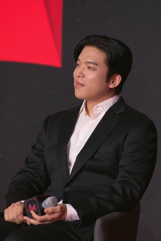 넷플릭스 간판 예능 '흑백요리사' 심사위원 안성재 셰프가 프로그램에 대한 사랑에 감사함을 전하면서도 2026년 넷플릭스 라인업이 기대된다고 밝혔다. /넷플릭스