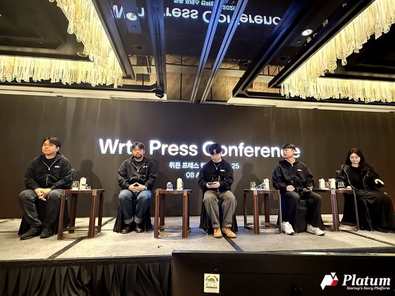 (왼쪽부터) 이세영 대표, 이동재 CPO, 제성원 파트장, 박민준 파트장, 공혜진 파트장