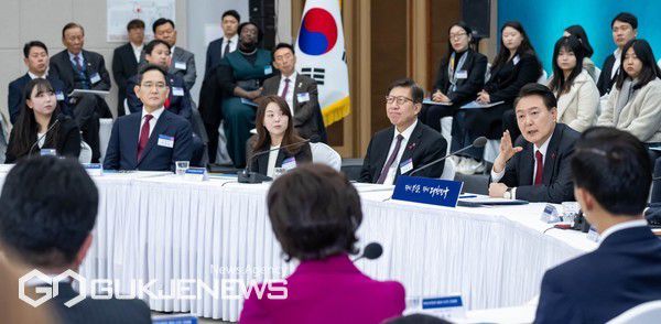 6일 오전, 부산항국제전시컨벤션센터에서 개최된 '부산시민의 꿈과 도전 간담회' 모습/제공=부산시