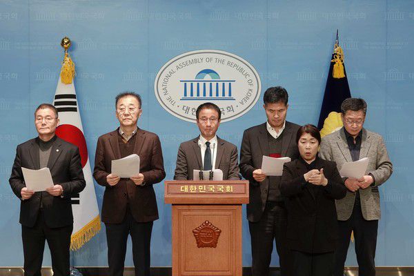 민주당 전북의원 일동, “선거구획정위 조정안 거부” 입장 밝혀(사진=한병도의원 사무실 제공)