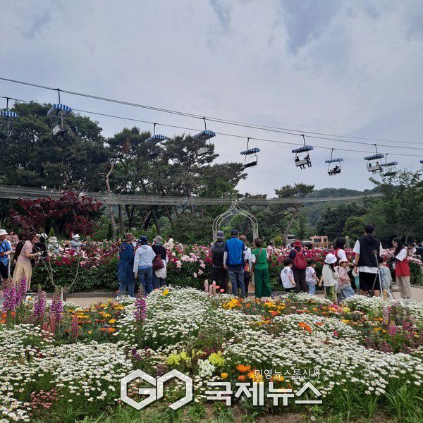 사진/국제뉴스 이재호 기자                      테마공원