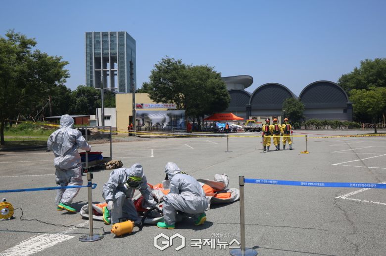 (제공=경북) APEC 대비 화생방 대응 훈련
