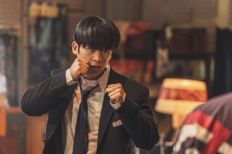 ONE : 하이스쿨 히어로즈 (사진=웨이브 제공)