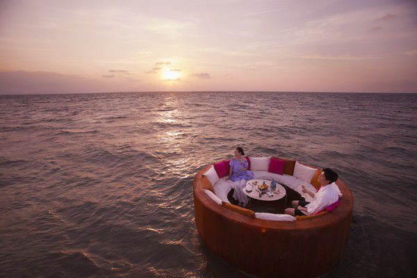 호시노 리조트 리조나레 고하마지마 모닝 해상 라운지. 사진/호시노 리조트