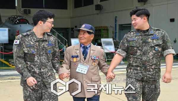 “위대한 헌신, 영원히 가슴에!”