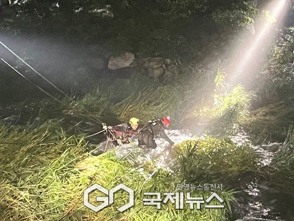 백운계곡 구조활동.(사진제공.포천소방서)