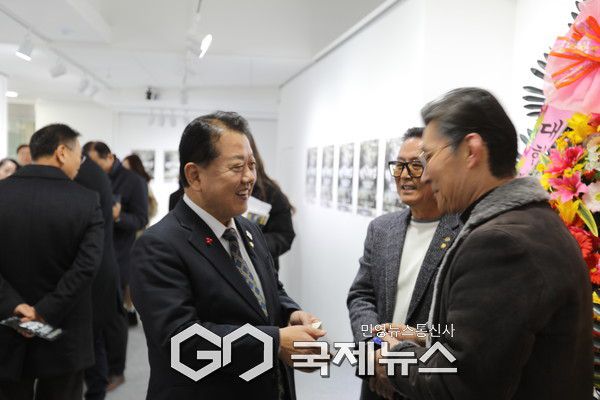 연극 '비상계엄' [사진/ 김서중 기자]