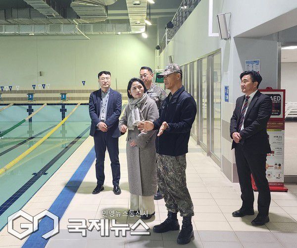 서귀포시교육지원청(교육장 김지혜)은 지난 3일 해군 기동함대사령부(제주기지전대장 정형진 대령)를 방문해 ‘2026년 생존수영 교육’ 운영 협력 방안을 논의했다.[사진=서귀포시교육지원청]