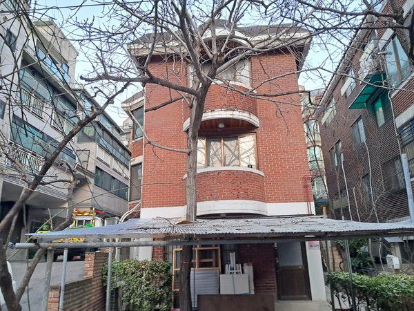 사진=주택가 위험수목 처리(전).