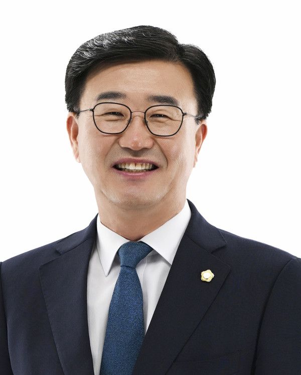 유의식 완주군의회 의장(사진=완주군의회 제공)
