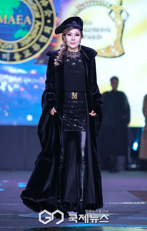 ▲ 글로벌탑모델상 수상자 시니어 모델 우경윤 / ⓒ이대웅 기자