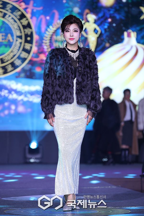 ▲ 글로벌탑모델상 수상자 시니어 모델 박옥진 / ⓒ이대웅 기자