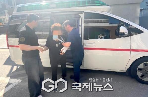 서대문구가 보건복지부의 ‘통합돌봄’ 본사업 시행을 앞두고 특화사업으로 추진한 ‘퇴원환자 안심이동 서비스’ 모습 [사진제공=서대문구청]