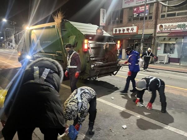 (사진=장수군)환경정화활동 모습