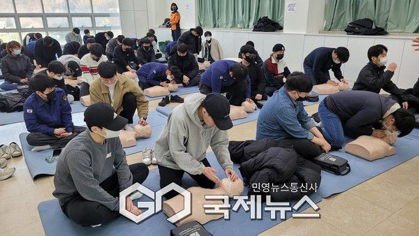 ▲ 안양시, 사회복무요원 심폐소생술 교육 사진(2023년 2월) [안양시제공]