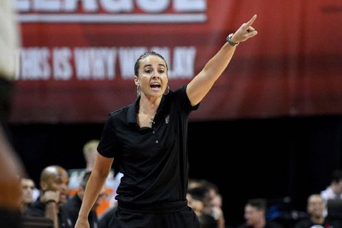 NBA 최초 정규직 여성 어시스턴트 코치 베키 해먼. 출처|베키 해먼 SNS