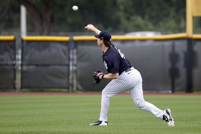뉴욕 양키스 에이스 게릿 콜이 지난 20일(한국 시간) 플로리다 탬파 조지 스타인브레너필드에서 롱토스를 하고 있다. USA TODAY Sports연합뉴스