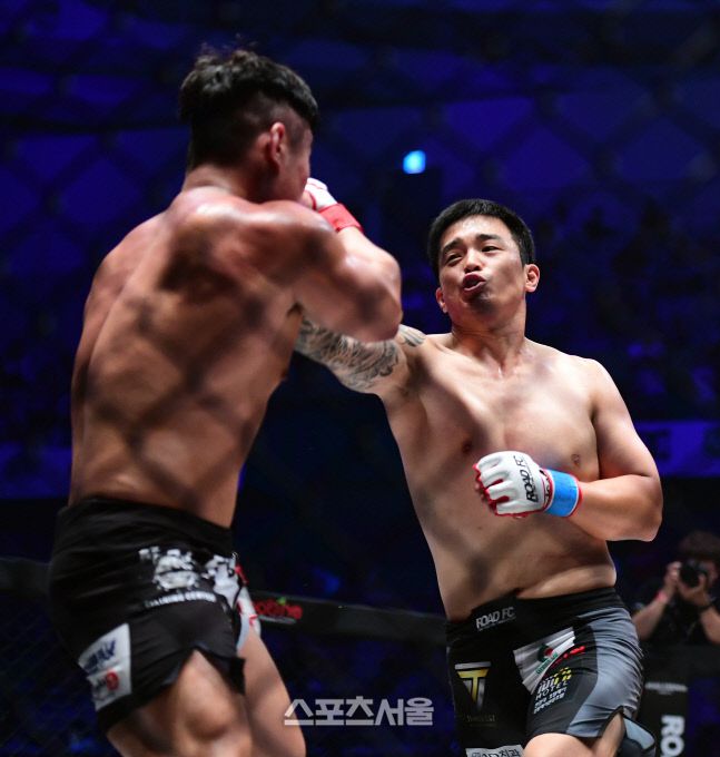 최원준(오른쪽). rainbow@sportsseoul.com