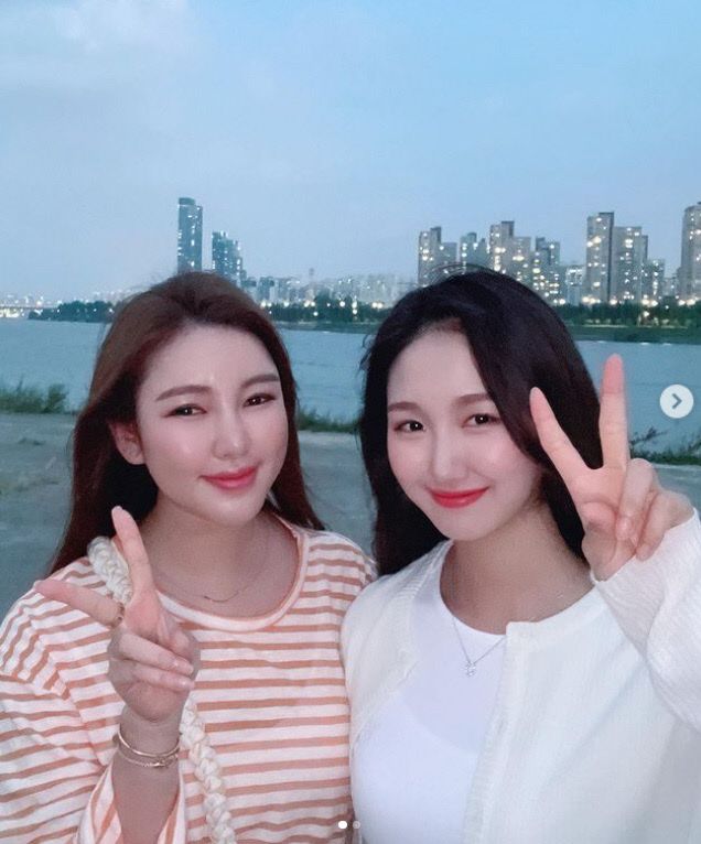 가수 송가인(완쪽) 배우 조은서(오른쪽). 출처 | 송가인 SNS