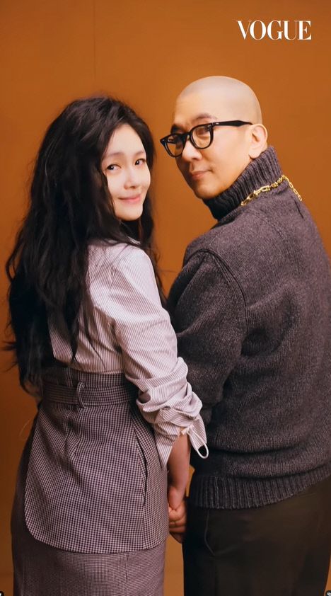 대만배우 서희원(왼쪽)과 구준엽 부부. 출처 | 보그