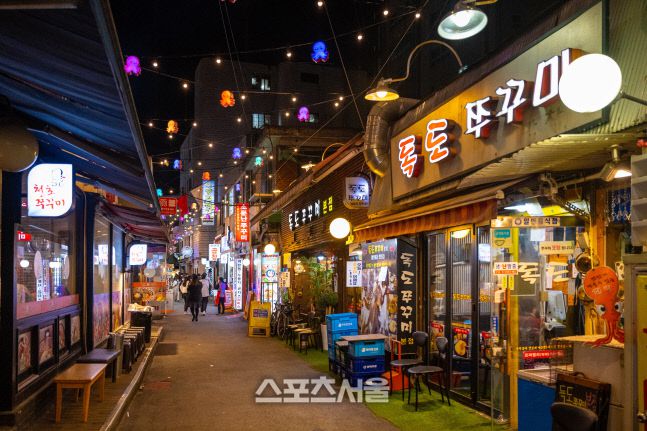 성내동 주꾸미골목 전경 사진 | 서울관광재단