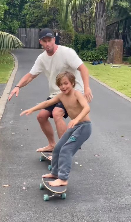 출처 | 배우 크리스 헴스워스 채널