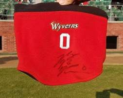 김강민이 선물한 넥워머. 제공 | 본인.