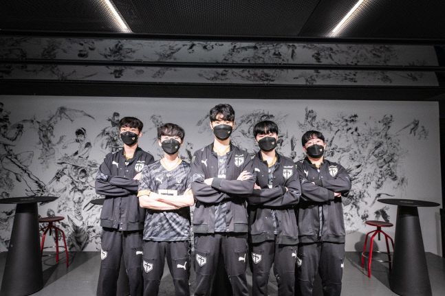 젠지 단체.  제공 | LCK