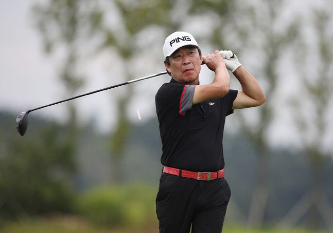 KPGA 코리안투어 최고령 우승 및 최고령 컷 통과 기록을 보유하고 있는 최상호.  제공 | KPGA