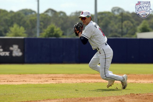 두산 안재석은 2연속시즌 개막전 선발 유격수를 꿰차기 위해 호주 블랙타운에서 구슬땀을 흘리고 있다. 사진제공 | 두산 베어스