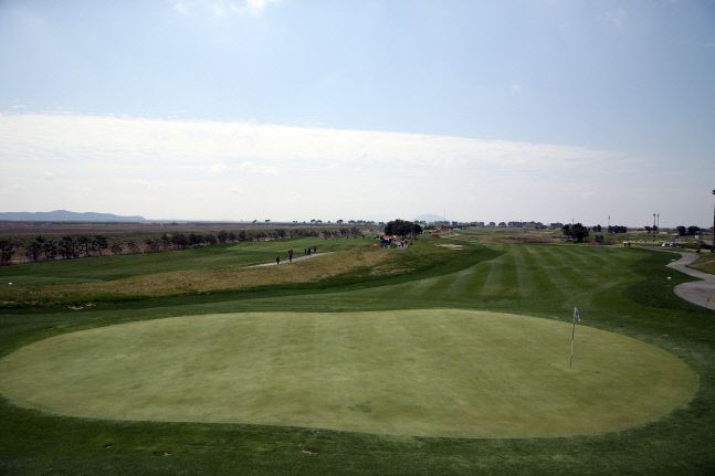 KPGA 대회가 열리고 있는 골프장 그린 전경. 사진제공 | KPGA