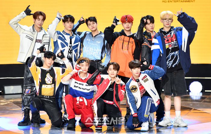 10인조 보이그룹 싸이커스(XIKERS)가 29일 상암 프리즘타워에서 데뷔 쇼케이스를 열고 힘차게 세상을 향한 첫발을 내딛었다. 상암 | 강영조기자 kanjo@sportsseoul.com