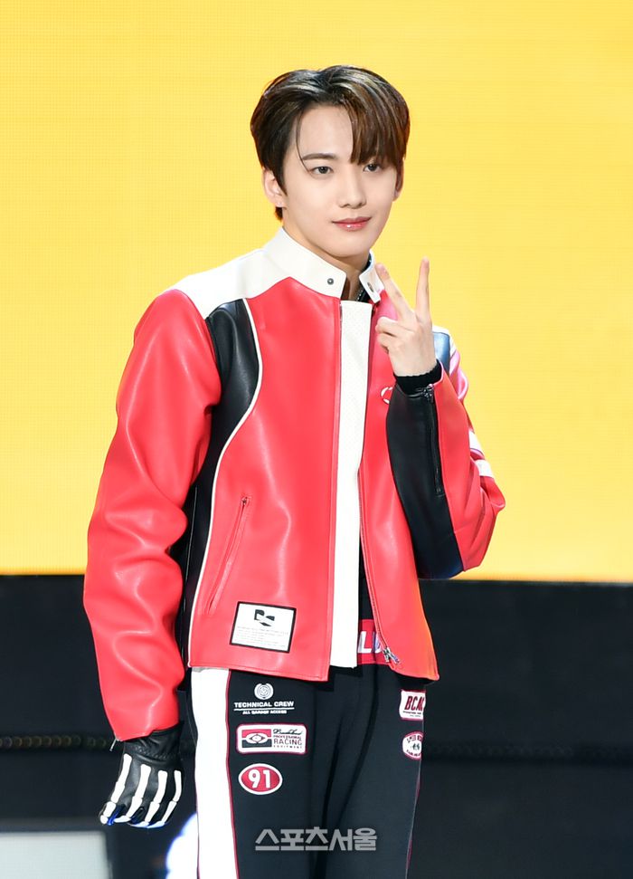 10인조 보이그룹 싸이커스(XIKERS) 민재가 29일 상암 프리즘타워에서 데뷔 쇼케이스를 열고 힘차게 세상을 향한 첫발을 내딛었다.  상암 | 강영조기자 kanjo@sportsseoul.com