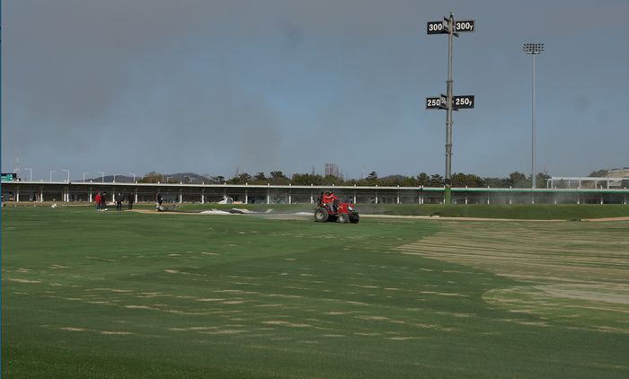 300타석 규모의 대형 연습장 전경. 사진제공 | KX그룹