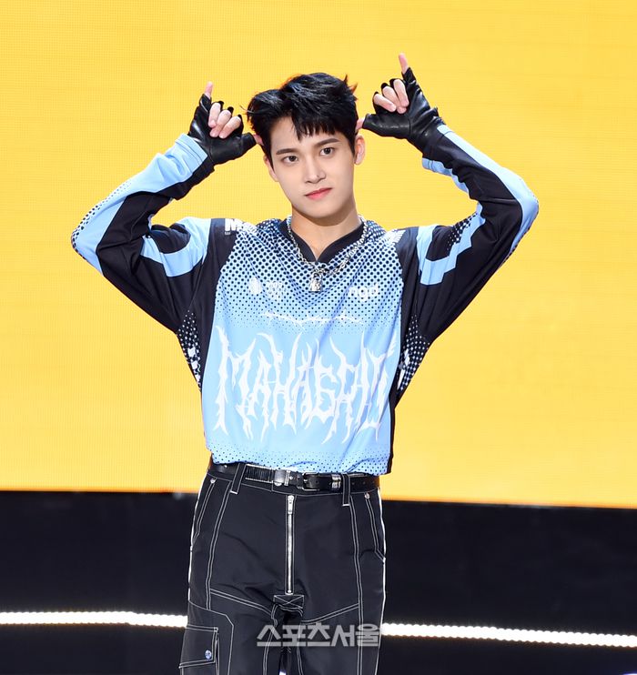 10인조 보이그룹 싸이커스(XIKERS) 준민이 29일 상암 프리즘타워에서 데뷔 쇼케이스를 열고 힘차게 세상을 향한 첫발을 내딛었다. 상암 | 강영조기자 kanjo@sportsseoul.com