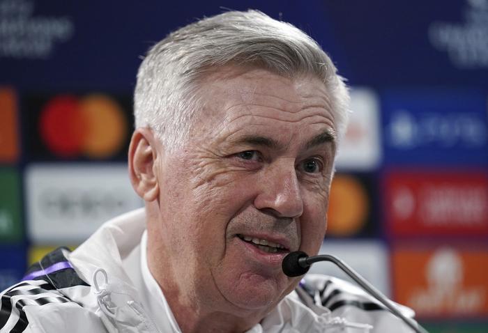 카를로 안첼로티 레알 마드리드 감독이 스탬포드 브릿지에서 기자회견을 하고 있다. 런던|AP 연합뉴스