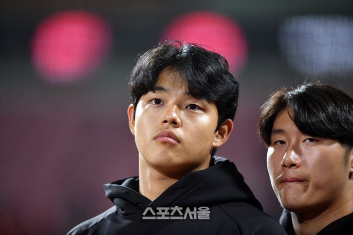 한화 문동주(왼쪽). 수원 | 강영조기자 kanjo@sportsseoul.com