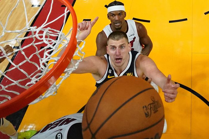 세르비아 출신의 니콜라 요기치는 2014년 드래프트 2라운드에 지명돼 8년 만에 덴너 너기츠를 우승 초읽기로 이끌었다. USA TODAY Sports연합뉴스