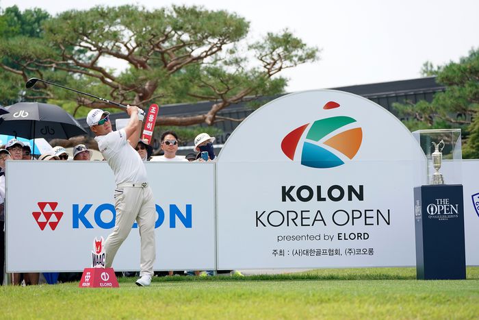 강경남이 25일 열린 코오롱 한국오픈 최종 라운드에서 1번 홀 티샷을 하고 있다. 제공 | 대회조직위