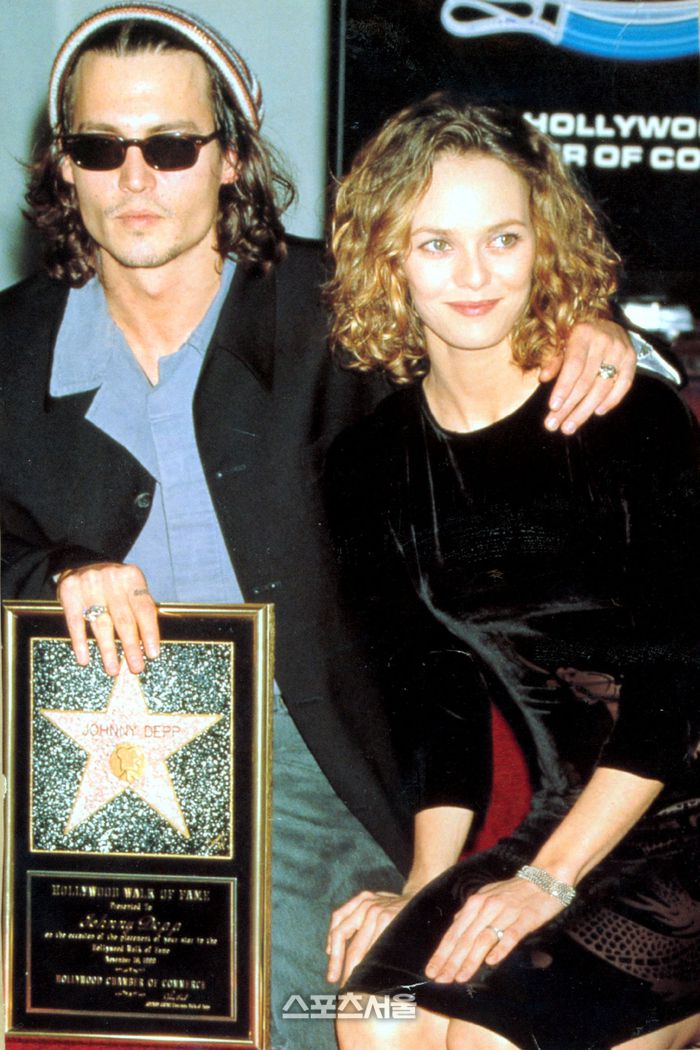 배우 조니 뎁과 바네사 파라디. 스포츠서울DB