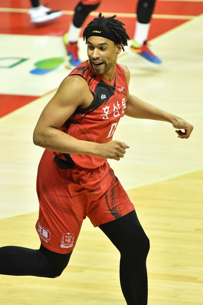 KBL에서 재기에 성공한 설린저. 사진 | KBL